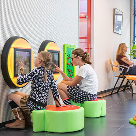 interactief speelsysteem voor kinderen in arts wachtkamer